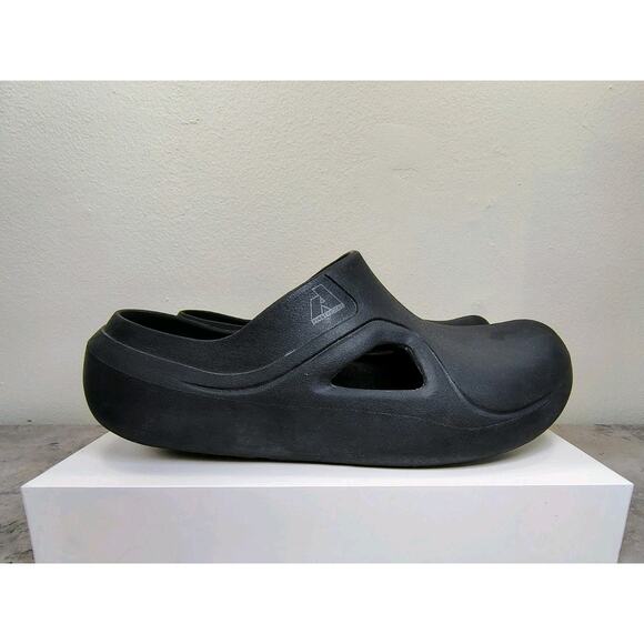 Eddie Bauer First Ascent High Jinx Clogs Shoes Men's 11 Black Utilitarian Slides - Picture 2 of 15